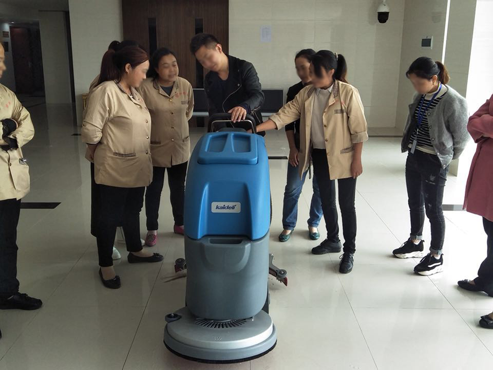 办公楼清洁草莓视频官网免费下载